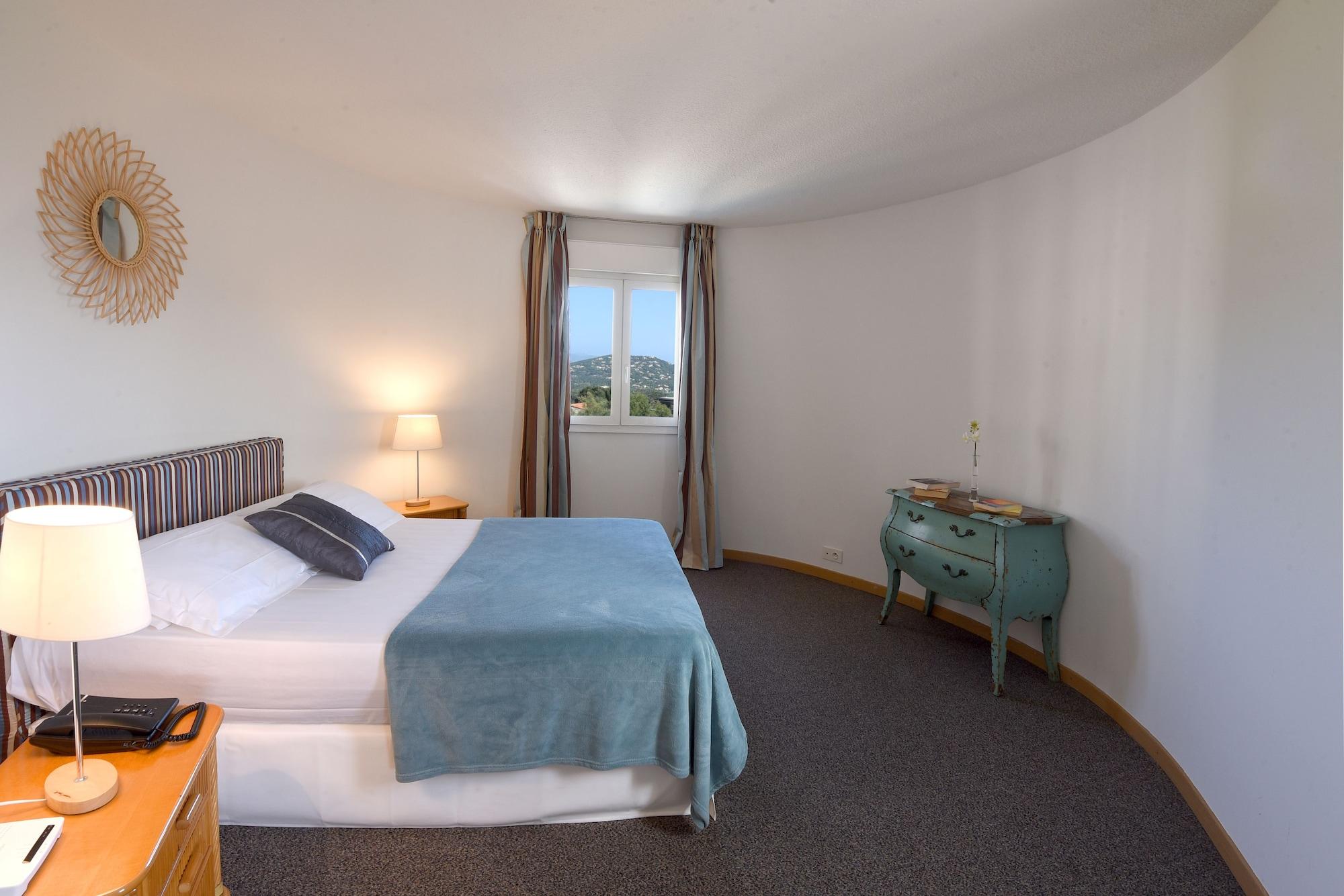 Le Tilbury Hotel 3*